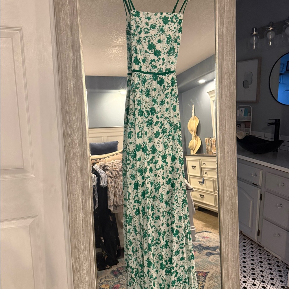 Aakaa Green Floral Maxi Dress Tie Back NWT Small
